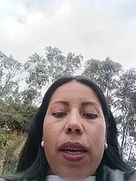 _andrea30 live