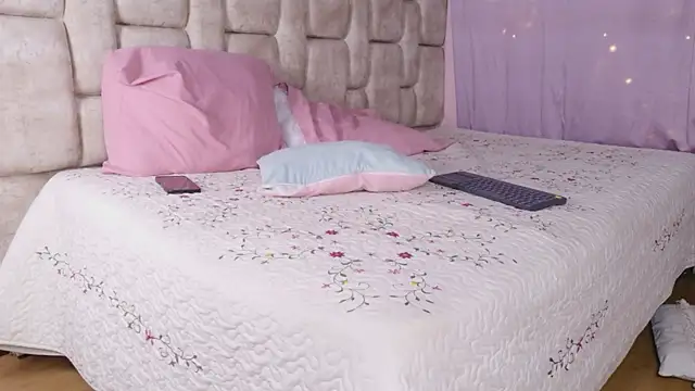 NanyMatrioska live