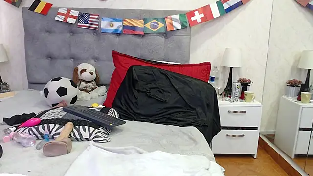 ScarlettGreen_ live