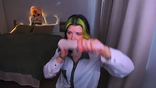 AliceSpencery live