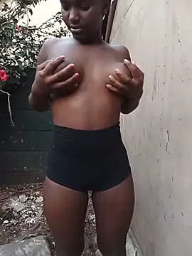 ShyNaughtyBabe live