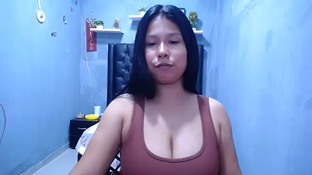 Letty_Plugxo live