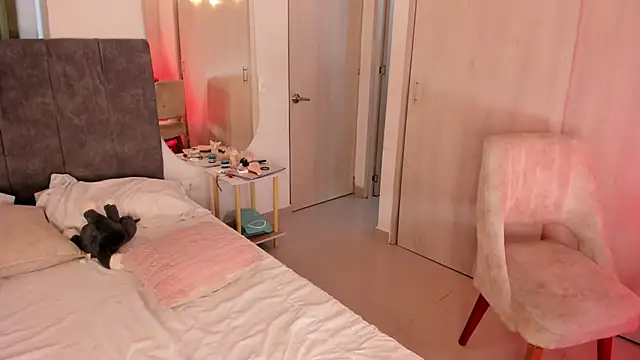 Melina_Ferrer1 live