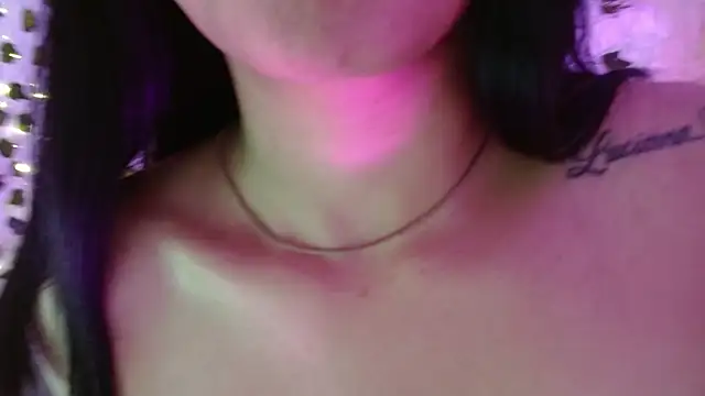 melanie_18_ live