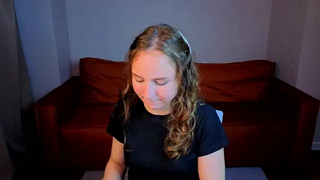 Vicki_Milles live