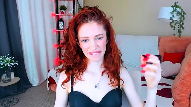 ChristinaConteeree live