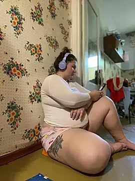 Nenssy555 live