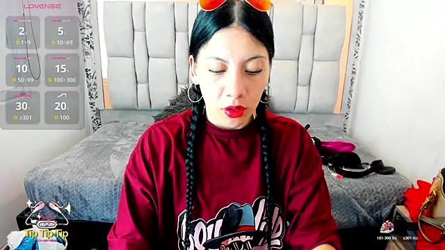 Abril_Fox__ live