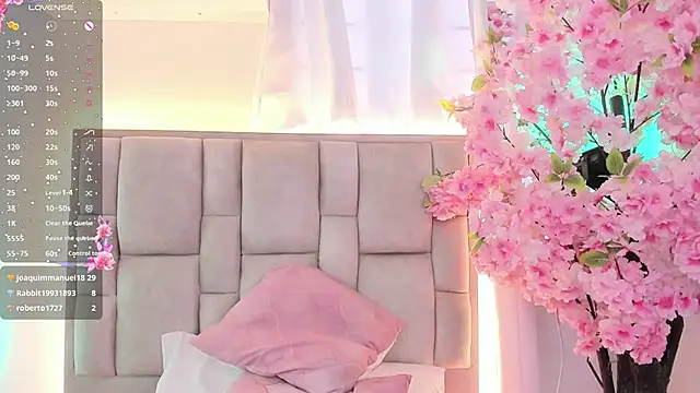 Dana_grey_ live