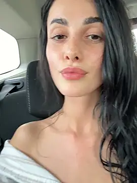 armina_red live
