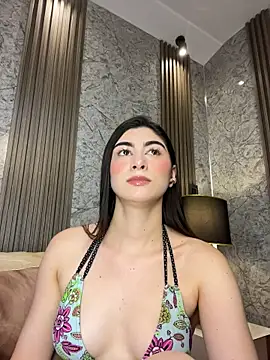 evelyn_hills live
