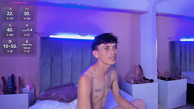 ARIANA_CRI-X live