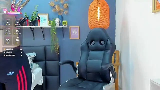 yessila_parker live