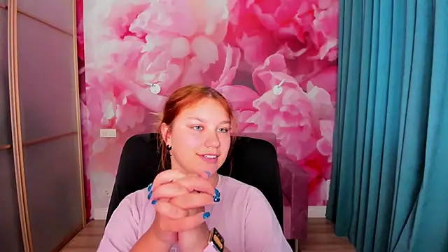 AngelinaLow live