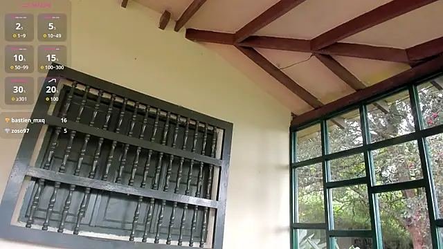 Angiehuston1 live