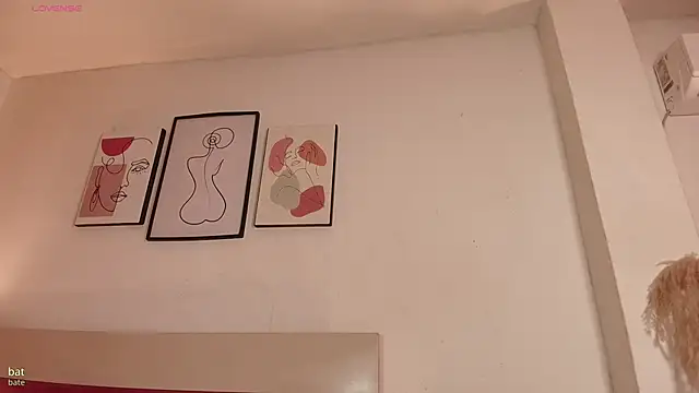 Meganlux1 live