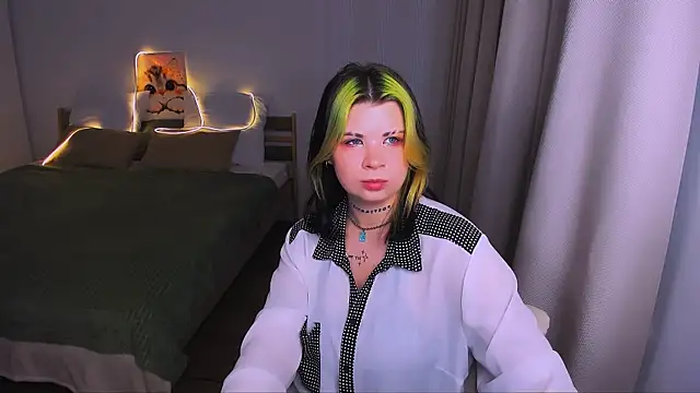 AliceSpencery live