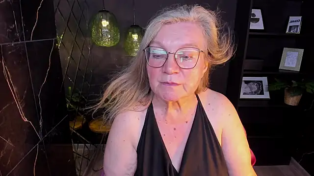 NataliMellow live