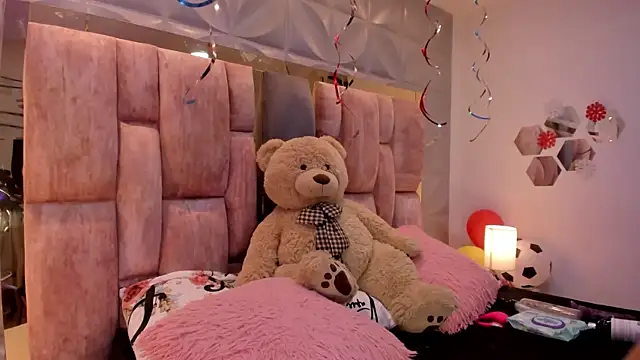 Charlotte_Ice1 live