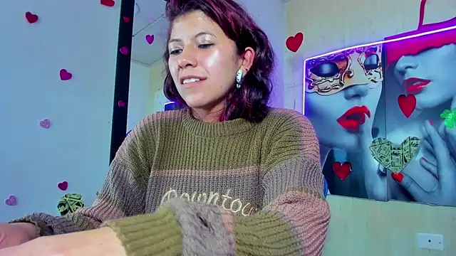 Raven_Rouge_ live