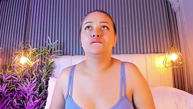 AnaisClark live