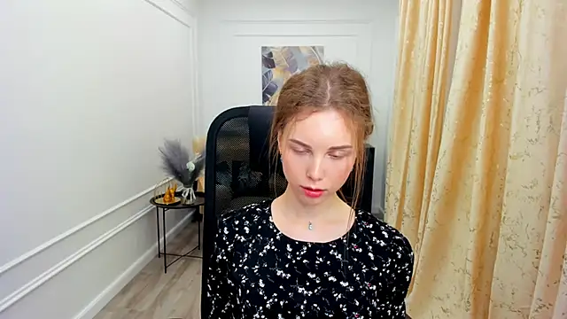 MileyWings live