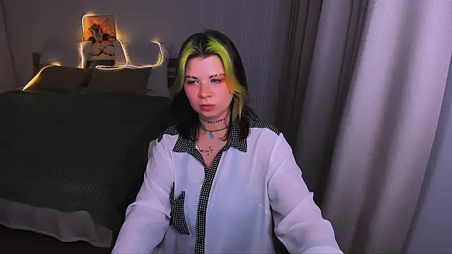 AliceSpencery live