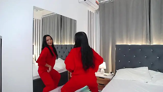 VikkyVonn live