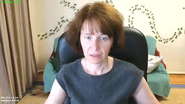 Lia_Tito live