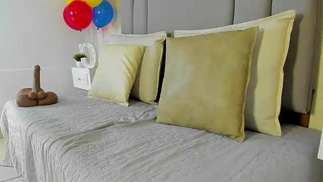 CannelaSmith live