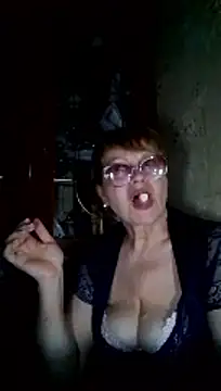 SophieBurns live
