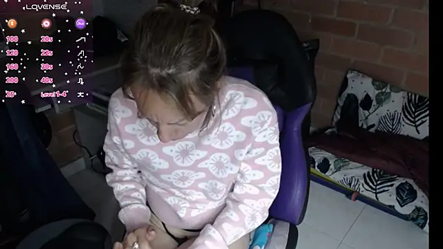 cristin_doll_ live
