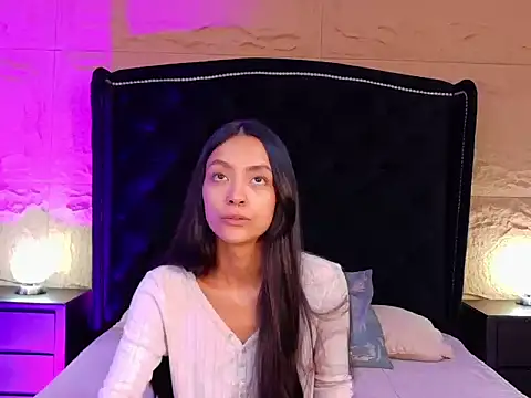 Ella_Walsh live