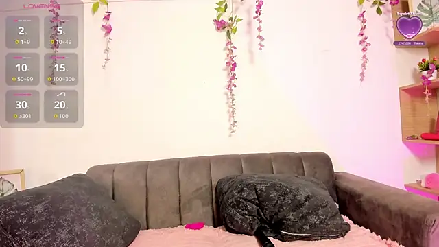 chloe_peach_ live