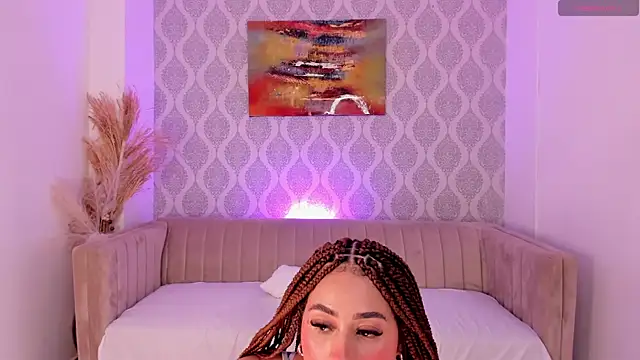 Nikki_Rousmel live