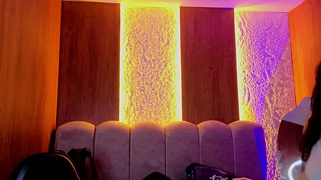 Hela_v live