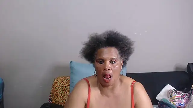 GrandBustyMelon live