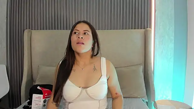 LucyClem live