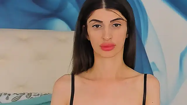 SkinnyDolly live