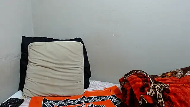 Ebonysweetcougar live