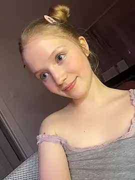 LilianHowards live