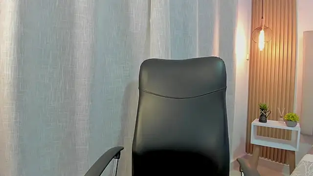 Victoria_Rosee live