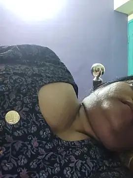 yamini1431 live