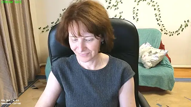 Lia_Tito live