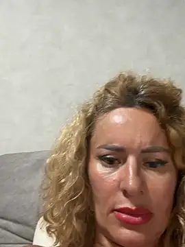 Tania201243 live