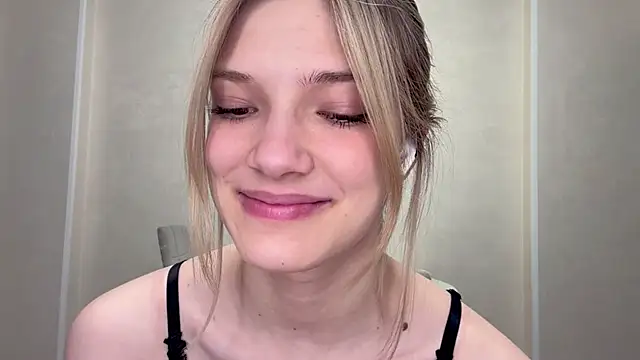 Carolini_i live