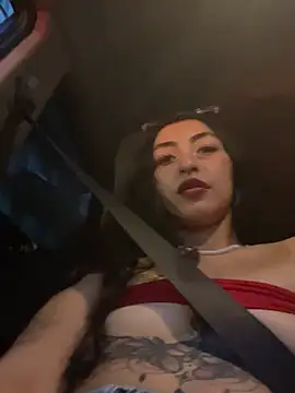 Dahlia_cortes live