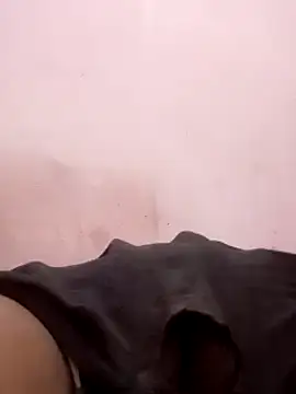 TRISHA0404 live