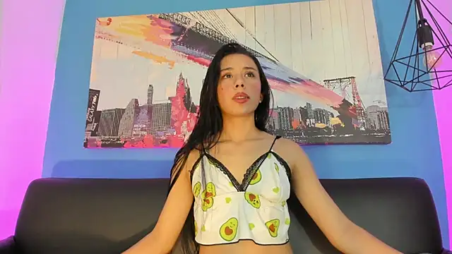 Luna_roose1 live