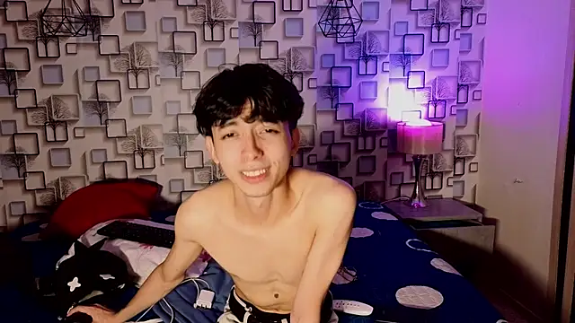Twink_Sebas7 live